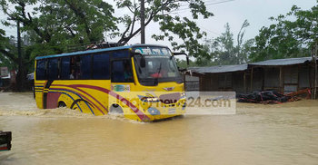 কক্সবাজারে ভয়াবহ রূপ নিচ্ছে বন্যা