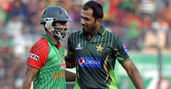 পাকিস্তানের বিপক্ষে ব্যাটিংয়ে বাংলাদেশ 