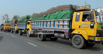 উত্তরাঞ্চলে ৪৮ ঘণ্টার পণ্য পরিবহন ধর্মঘট চলছে