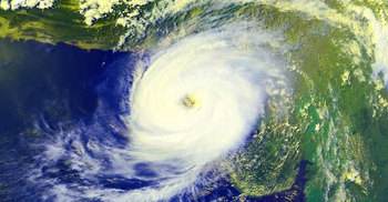 ঘূর্ণিঝড় : যে সংকেত যা বলে