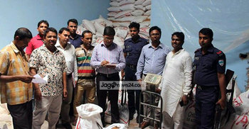 কৃত্রিম সঙ্কট সৃষ্টি করে যশোরে ৭০০ বস্তা ছোলা মজুদ