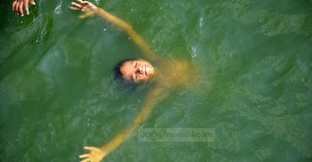 পুড়ছে নগরী, তবুও স্বর্গ হাতিরঝিল