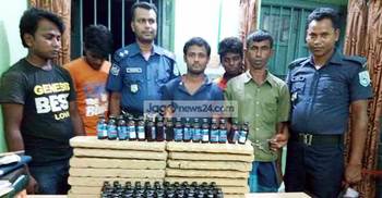 বিরামপুরে ফেনসিডিলসহ গ্রেফতার ৫