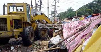 সোনারগাঁয়ে শতাধিক অবৈধ স্থাপনা উচ্ছেদ