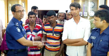 ব্রাহ্মণবাড়িয়ায় ১৫ মাদক ব্যবসায়ীর অাত্মসমর্পণ