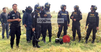 চর আলাতলীতে পৌঁছেছে বোমা নিষ্ক্রিয়কারী দল