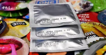 Indians question curbs on condom adverts