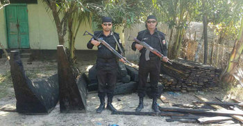 কক্সবাজারে ২১ লাখ টাকার চোরাই কাঠ জব্দ