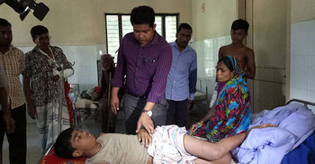 শিশুকে গাছে বেঁধে হাতে সুই ঢুকিয়ে নির্যাতন