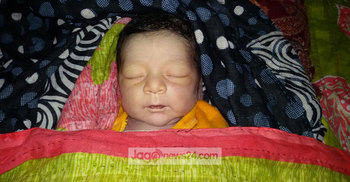 কাঁদতে কাঁদতে মারা গেল নবজাতক!