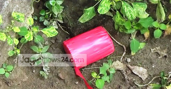 বিএনপি নেতার বাড়ির সামনে ককটেল সাদৃশ্য বস্তু