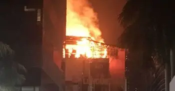 Fire at Mumbai complex kills 15