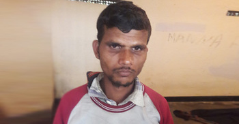 বাগাতিপাড়ায় ভারতীয় নাগরিক আটক