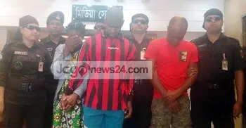 Three foreign fraudsters held
