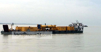 বিশ্বের সবচেয়ে শক্তিশালী হ্যামারটি এখন পদ্মায়