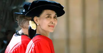 Suu Kyi loses Freedom of Oxford over Rohingya crisis
