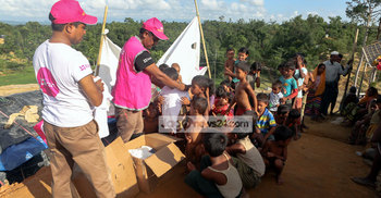 রোহিঙ্গা শিশুদের কাপড় দেবে ব্র্যাক