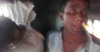 পুলিশের নামে ভর্তিচ্ছুদের কাছে চাঁদাবাজি, আটক ২