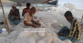 কবে আসবে জেলেদের জন্য সরকারি সহায়তা