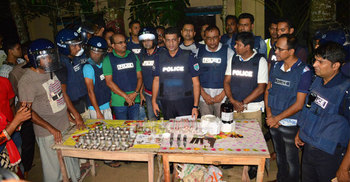 যশোরে গ্রেনেড তৈরির সরঞ্জাম ও বিপুল বিস্ফোরকদ্রব্য উদ্ধার