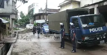 Police cordon off suspected militant den in Jessore