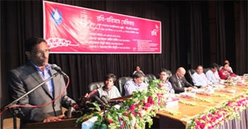 তথ্য প্রযুক্তির যুগে কথা কম, কাজ বেশি