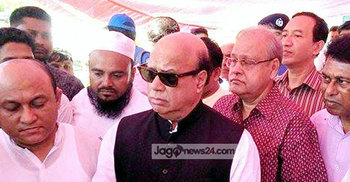 ‘রোহিঙ্গাদের পাশাপাশি স্থানীয়দের চিকিৎসাও নিশ্চিত করছে সরকার’