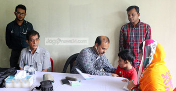 ব্রাহ্মণবাড়িয়ায় অসহায় রোগীদের বিনামূল্যে চিকিৎসাসেবা