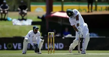 South Africa cross 100 without loss