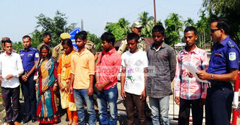 অবশেষে ফিরল সাত বাংলাদেশি