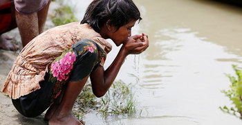 কাগুজে সুপেয় পানি