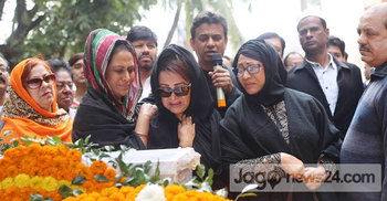 এই দেখাই শেষ দেখা, কাঁদলেন তিনকন্যা