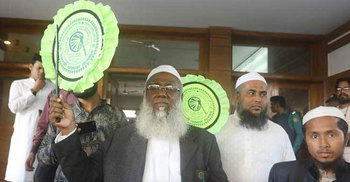 নৌকার প্রধান প্রতিদ্বন্দ্বী ‘মমতাজের পাংখা’!