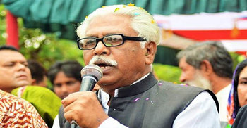 সরে দাঁড়ালেন এমপি মকবুল