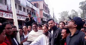 Mashrafe addresses poll rallies in Narail
