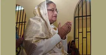 Sheikh Hasina offers ziarat at 3 shrines in Sylhet