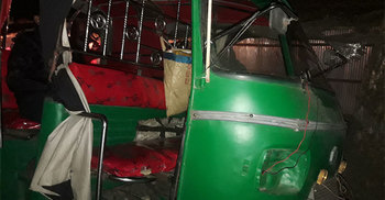 জাতীয় পার্টির প্রচার গাড়ি ভাঙচুর