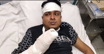 সিরাজগঞ্জে আ.লীগের নির্বাচনী ক্যাম্প ভাঙচুর : সংঘর্ষে আহত ৫