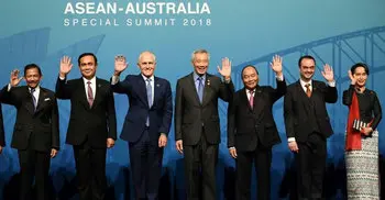 ASEAN leaders tackle Rohingya crisis and urge South China Sea calm