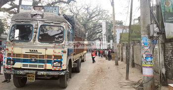 পাঁচ দিন পর বেনাপোল-পেট্রাপোল বন্দর সচল