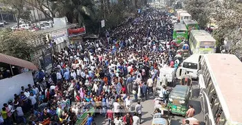 BNP’s human chain seeks Khaleda’s release