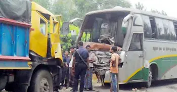 4 killed as truck hits Ijtema return bus in Sylhet