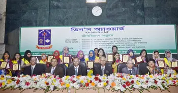 Females dominate DU highest academic award