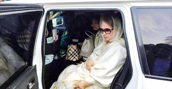 বিশ্ব সম্প্রদায়ের ‘সহানুভূতি’ আদায়ে ব্যর্থতায় ক্ষুব্ধ তৃণমূল