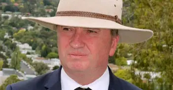 Scandal-hit Australia deputy PM to resign