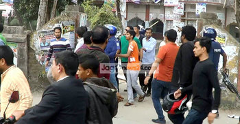 এ্যানীর বাড়িতে আওয়ামী লীগের নেতাকর্মীদের হামলা