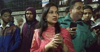 প্রেমিককে কুপিয়ে আটক ইডেনছাত্রী লাভলী কারাগারে