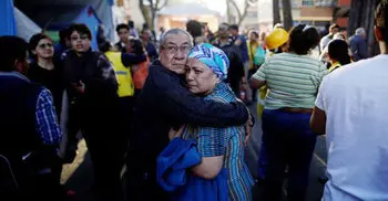 Powerful 7.2 quake rocks buildings in Mexico