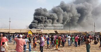 শিমুলিয়া ঘাটে অগ্নিকাণ্ডে ৭ দোকান ভস্মীভূত