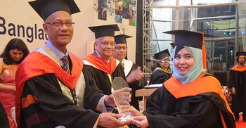 কী করে গড়া যায় জ্ঞানভিত্তিক সমাজ, সরকার তা ভাবে